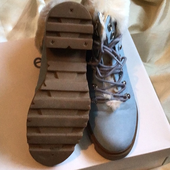 NWT. Just Fab blue woman’s fabulous boots. Size 8.5. - Picture 2 of 3